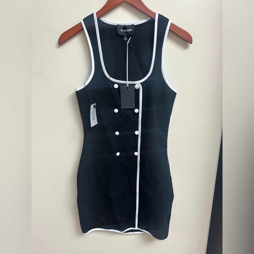 NWT All The Ways Revolve  Sleeveless Dress